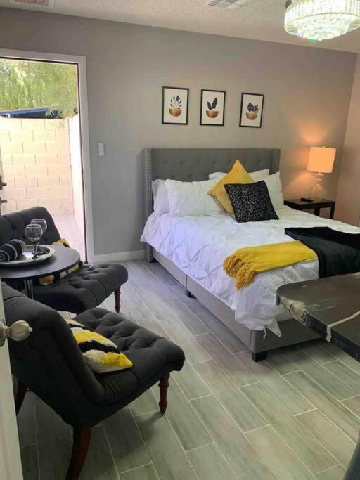 Charming Studio Overlooking The Pool. Phoenix Exteriér fotografie